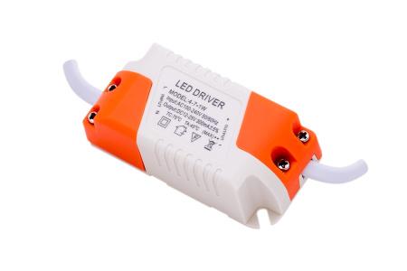 картинка Встраиваемый светильник светодиодный KZ-DLB-7-WW от магазина BTSvet