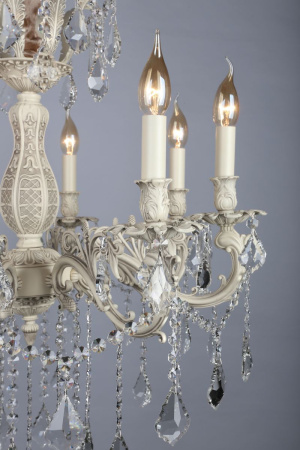 картинка Подвесная люстра Taranto OML-74403-08 от магазина BTSvet