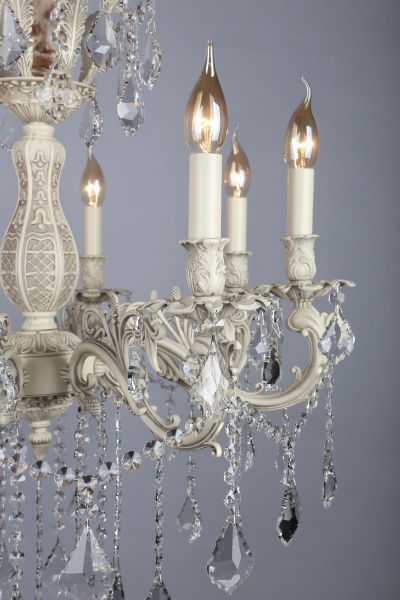 картинка Подвесная люстра Taranto OML-74403-08 от магазина BTSvet