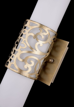 картинка Настенный светильник House 3 H260-02-N от магазина BTSvet