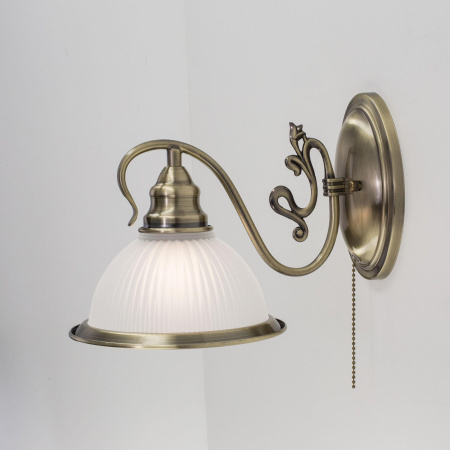 картинка Бра с выключателем Idalgo CL434311 от магазина BTSvet