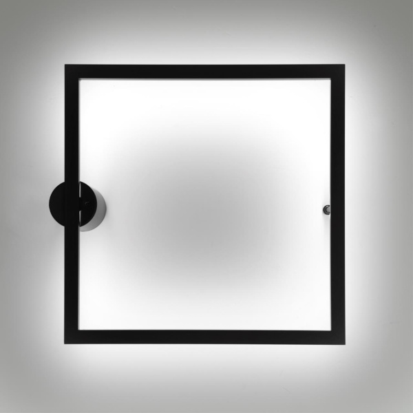 картинка Настенный светильник Omen 4385/18WL от магазина BTSvet