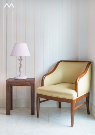 картинка Настольная лампа Svecha 301039501 от магазина BTSvet