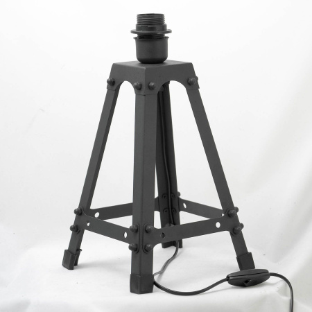 картинка Интерьерная настольная лампа Parker GRLSP-9886 от магазина BTSvet