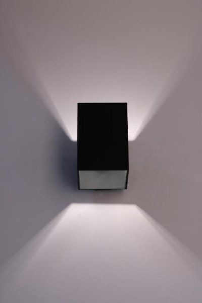 картинка Настенный светильник Rubik 625/K DL CZA от магазина BTSvet