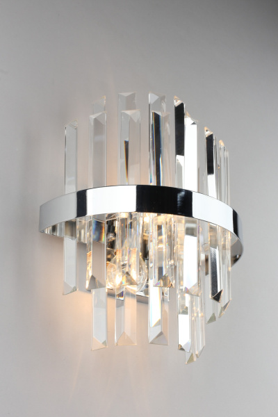 картинка Настенный светильник Saviano OML-69001-02 от магазина BTSvet