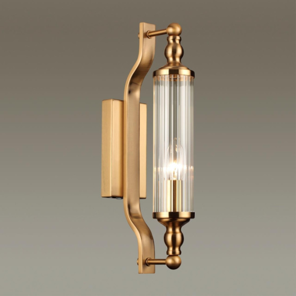 картинка Бра с выключателем Tolero 4943/1W IP44 от магазина BTSvet