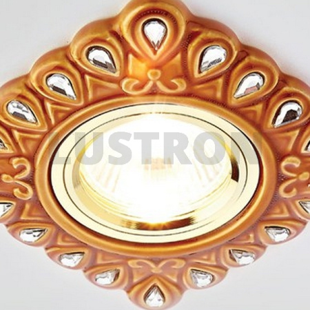 картинка Встраиваемый светильник со стразами D5550 SB/CL от магазина BTSvet