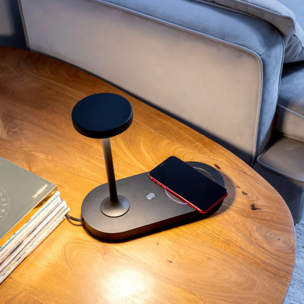 картинка Интерьерная настольная лампа светодиодная диммируемая с выключателем регулировкой яркости беспроводным ЗУ и USB-портом Ceres 7291 от магазина BTSvet