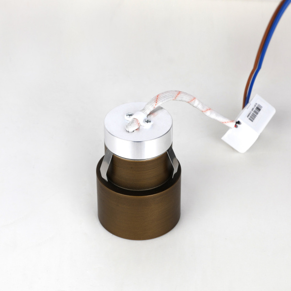 картинка Встраиваемый светильник светодиодный Retro 2793-1C от магазина BTSvet