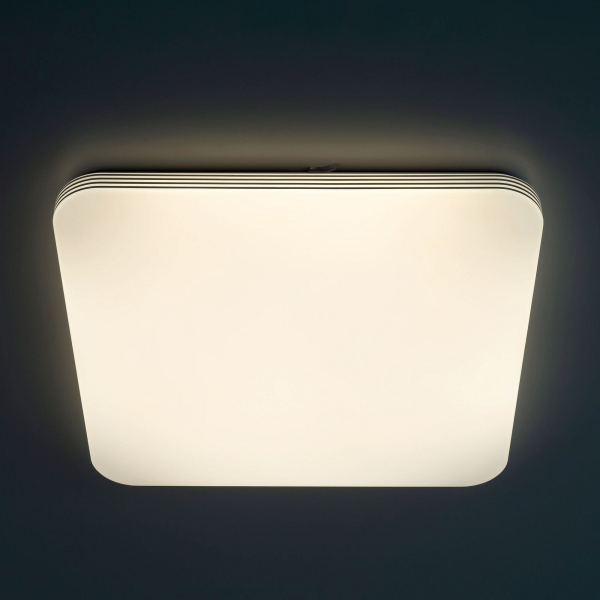 картинка Потолочный светильник светодиодный с пультом и диммером регулировкой цветовой температуры Симпла CL714K680G RGB от магазина BTSvet