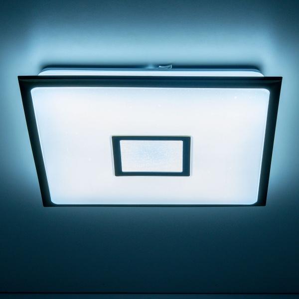 картинка Потолочный светильник светодиодный с управлением голосом и смартфоном с пультом регулировкой цветовой температуры и яркости Старлайт CL703AK53G RGB от магазина BTSvet