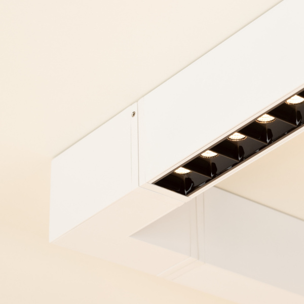 картинка Линейный настенно-потолочный светильник LED CLIP-38-LASER-S330-12W Warm3000 (WH, 36 deg, 24V) (Arlight, IP40 Металл, 3 года) 029006 от магазина BTSvet
