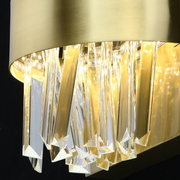 картинка Настенный светильник светодиодный Аделард 642024701 от магазина BTSvet