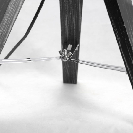 картинка Настольная лампа светодиодная на треноге GRLSP-0555 от магазина BTSvet