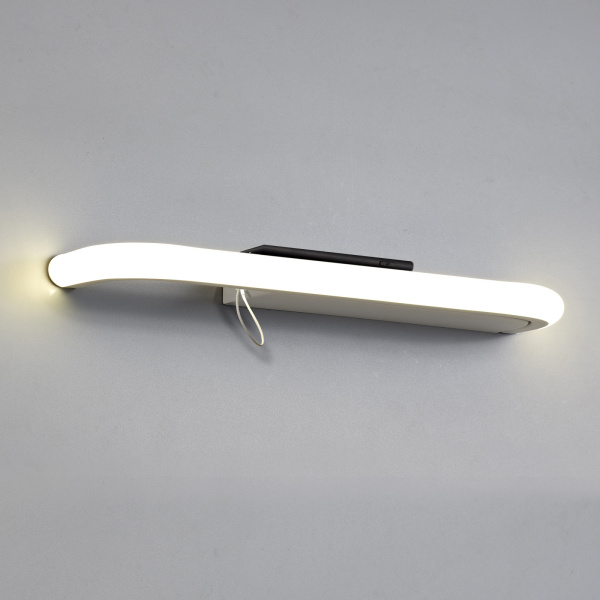 картинка Настенный светильник светодиодный с USB-портом Tenerife 6870 от магазина BTSvet