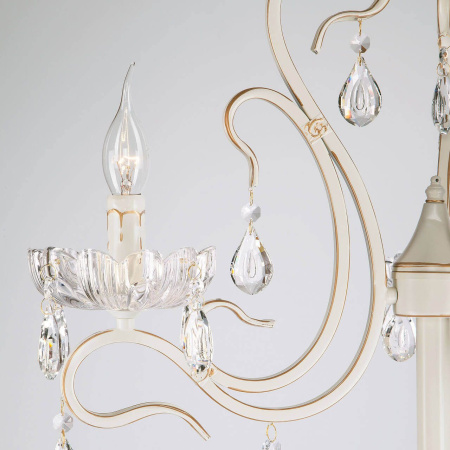 картинка Торшер в форме подсвечника 12205/3F белый Strotskis от магазина BTSvet