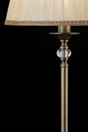 картинка Торшер с выключателем Soffia RC093-FL-01-R от магазина BTSvet