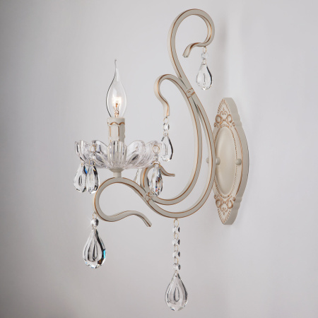 Бра свеча 12205/1 белый Strotskis