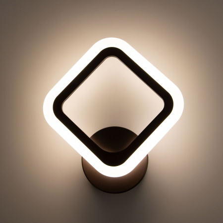 картинка Бра светодиодное с регулировкой цветовой температуры и яркости Марсель Смарт CL232B315 от магазина BTSvet