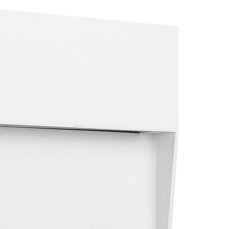 картинка Настенный светильник уличный светодиодный Baker 7012 IP54 от магазина BTSvet