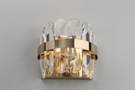 картинка Бра хрустальное Jola APL.749.01.01 от магазина BTSvet