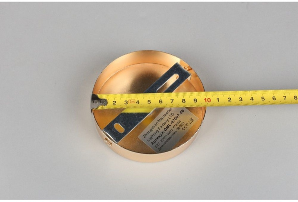 картинка Потолочная люстра на штанге Acuto OML-67007-06 от магазина BTSvet