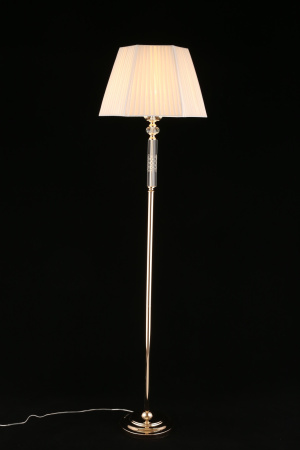 картинка Торшер с выключателем Silvian APL.719.05.01 от магазина BTSvet