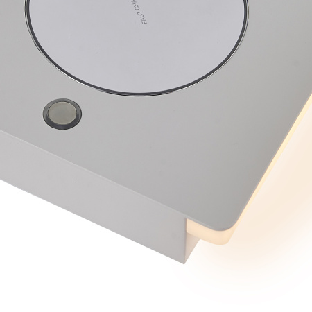 картинка Настольная лампа светодиодная с выключателем и беспроводным ЗУ Zanzibar 6715 IP20 от магазина BTSvet