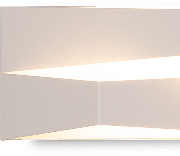 картинка Настенный светильник Fuji 8156 от магазина BTSvet