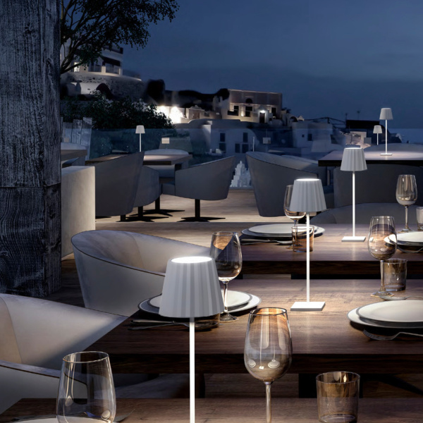 картинка Интерьерная настольная лампа K2 6481 IP54 от магазина BTSvet