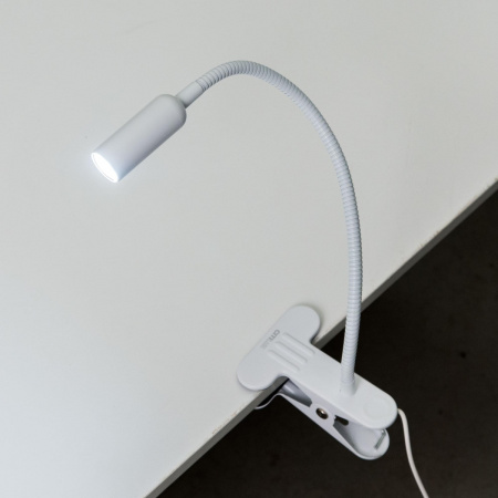 картинка Интерьерная настольная лампа Ньютон CL803060N от магазина BTSvet