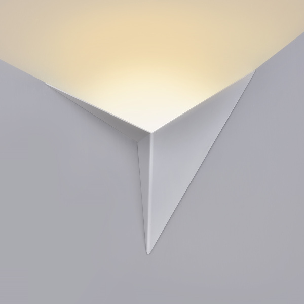 Настенный светильник светодиодный VASILY AP Белый