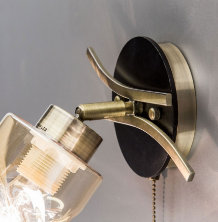 картинка Бра с выключателем Мерида CL142314 от магазина BTSvet