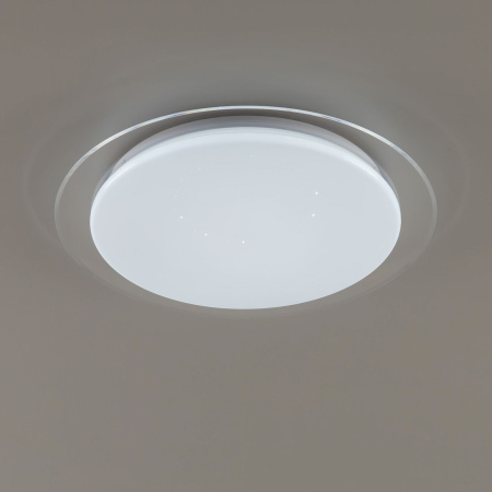 картинка Потолочный светильник светодиодный с пультом, регулировкой цветовой температуры и яркости, таймером Спутник CL734330G RGB от магазина BTSvet