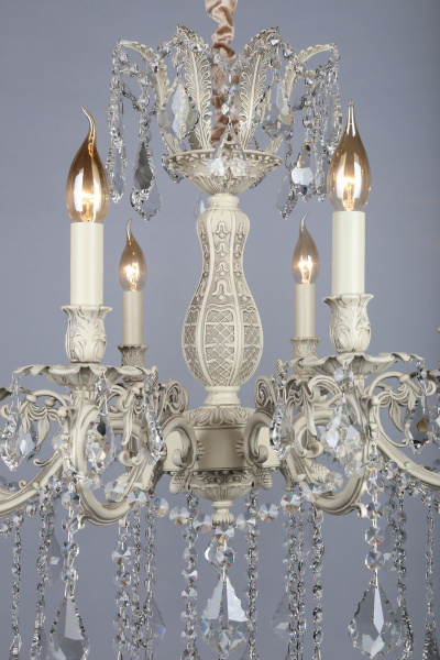 картинка Подвесная люстра Taranto OML-74403-08 от магазина BTSvet