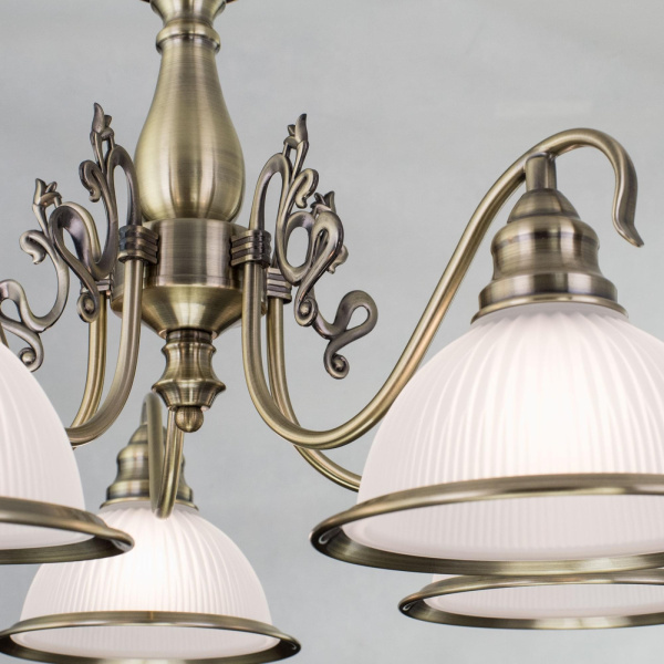 картинка Подвесная люстра Idalgo CL434151 от магазина BTSvet