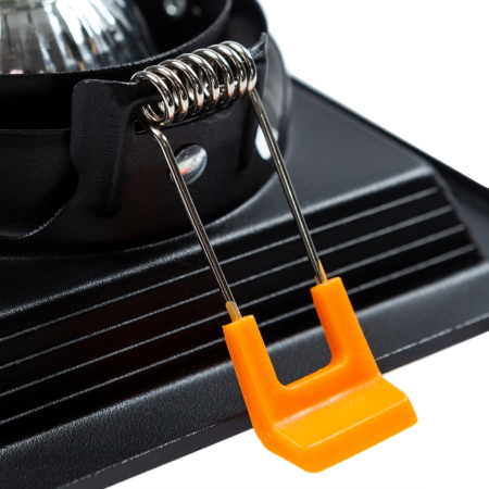 картинка Встраиваемый светильник Canis A6661PL-1BK от магазина BTSvet