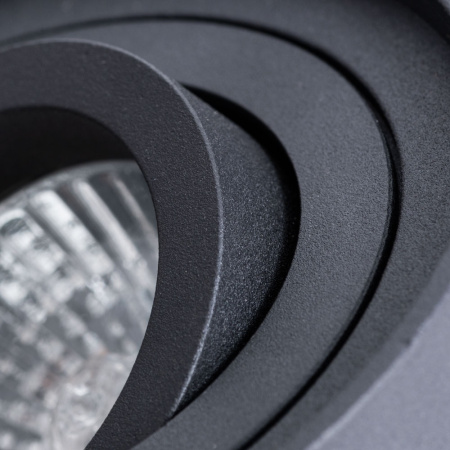 картинка Накладной светильник Falcon A5645PL-1BK от магазина BTSvet