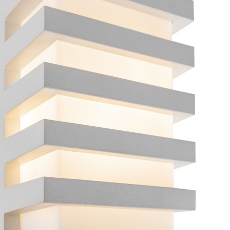 картинка Настенный светильник уличный Remsa O034WL-02W IP54 от магазина BTSvet