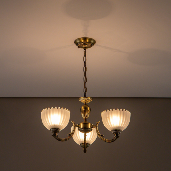 картинка Подвесная люстра Севилья CL414133 от магазина BTSvet