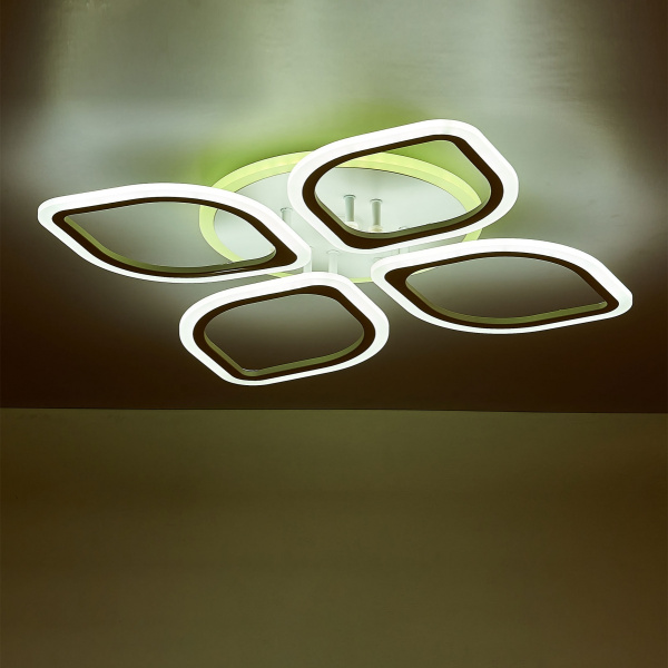 картинка Потолочная люстра светодиодная с пультом и управлением смартфоном регулировкой цветовой температуры и яркости RGB Ромби Смарт CL236A140E от магазина BTSvet