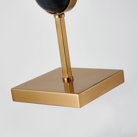 картинка Интерьерная настольная лампа Diva 2822-1T от магазина BTSvet