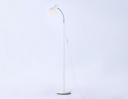 картинка Торшер с выключателем TRADITIONAL TR97655 от магазина BTSvet