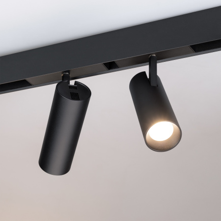 картинка Трековый светильник светодиодный MAG-SPOT-45-R65-18W Day4000 (BK, 36 deg, 24V) (Arlight, IP20 Металл, 3 года) 033086 от магазина BTSvet