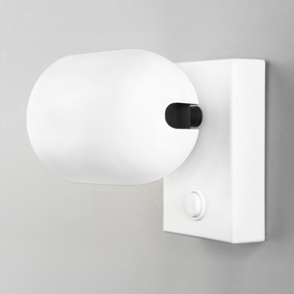 картинка Спот для чтения Ogma MRL 1009 Белый от магазина BTSvet