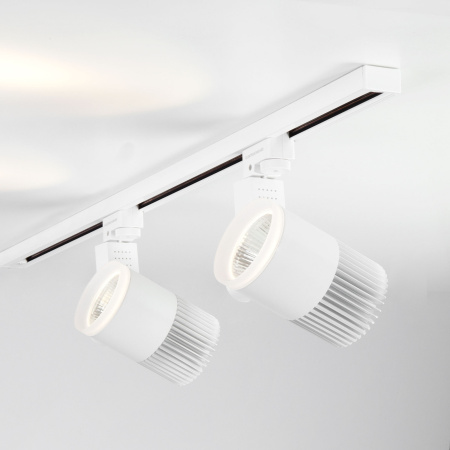 картинка Трековый светильник светодиодный LTB43 от магазина BTSvet