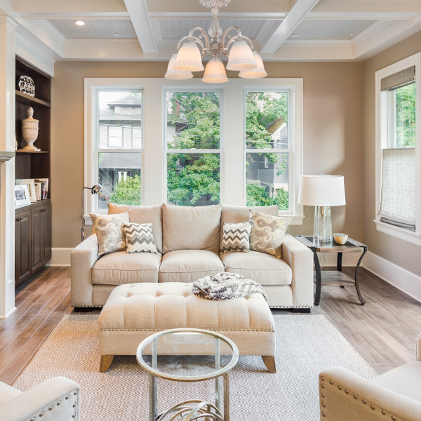 картинка Потолочная люстра на штанге Versailles 1114/5PL E27 60W White от магазина BTSvet