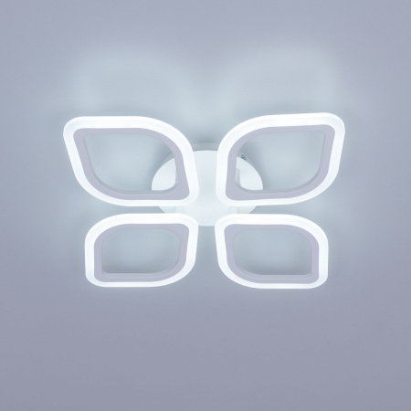 картинка Потолочная люстра на штанге Ромби CL236140R от магазина BTSvet