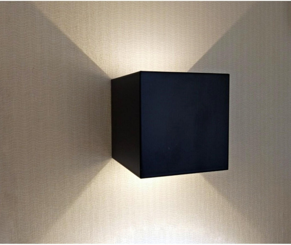 картинка Cветодиодная архитектурная подсветка Куб 08585,19(3000K) от магазина BTSvet